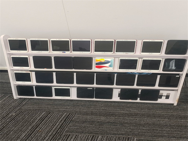 68351610.jpg 146.jpg