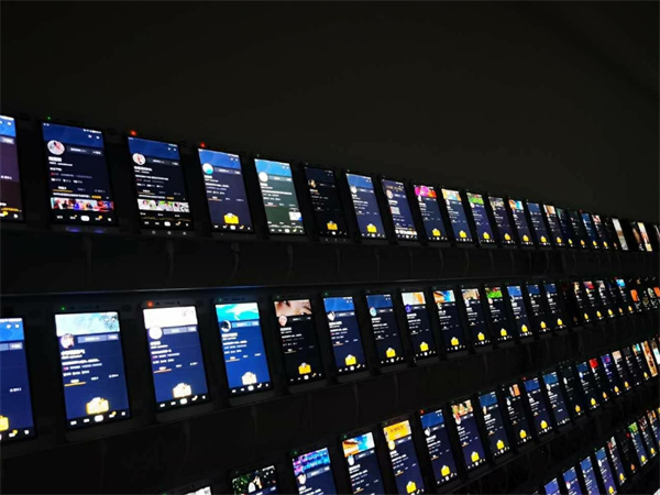 18090394.jpg 115.jpg